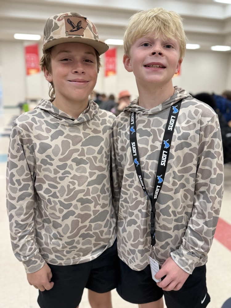 boys in camo