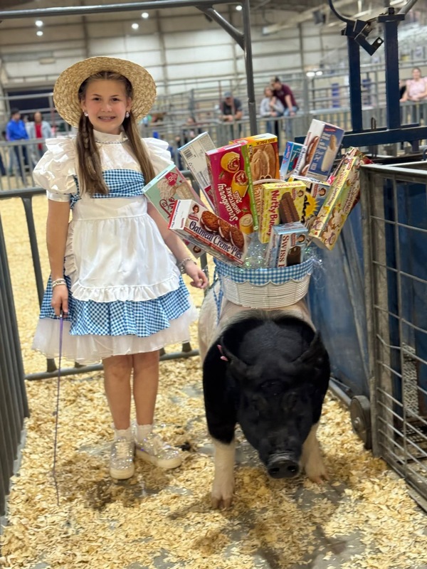 Ainsley and Pummba - 1st place in costume contest