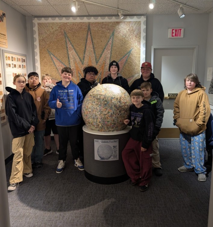 world's largest ball of stamps