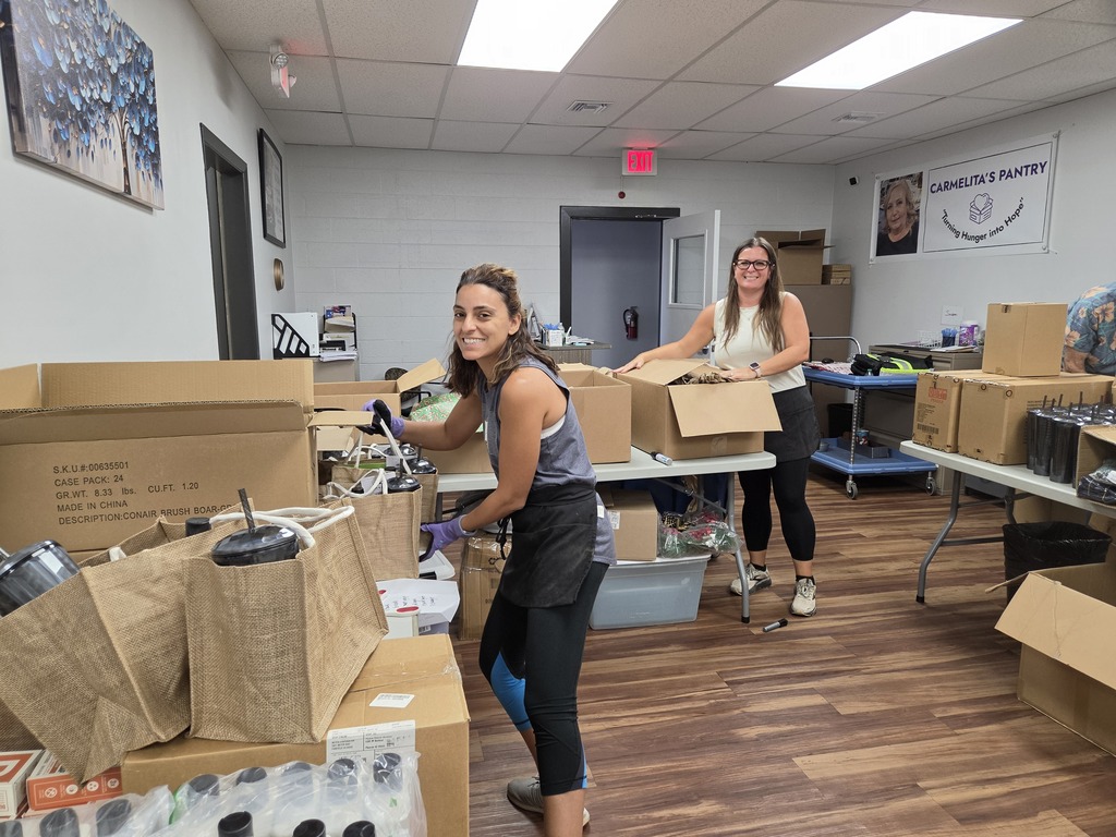 Mirna's Place Volunteers