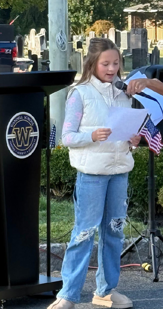 911