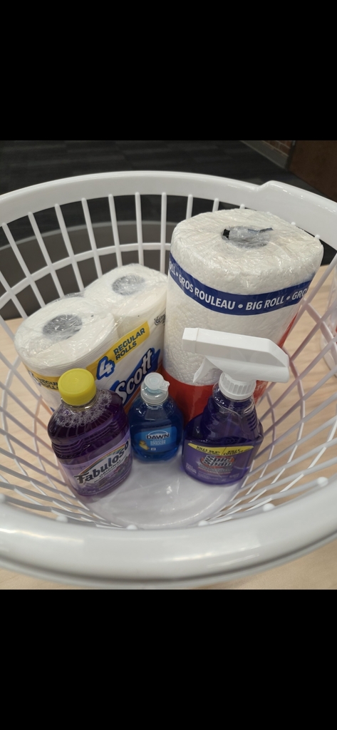 Five awesome gift baskets are ready to be given away at Jerome Preschool's first Parent Club meeting of the year. All Jerome families are welcome to attend, Thursday, September 18th at 3:30 pm!
