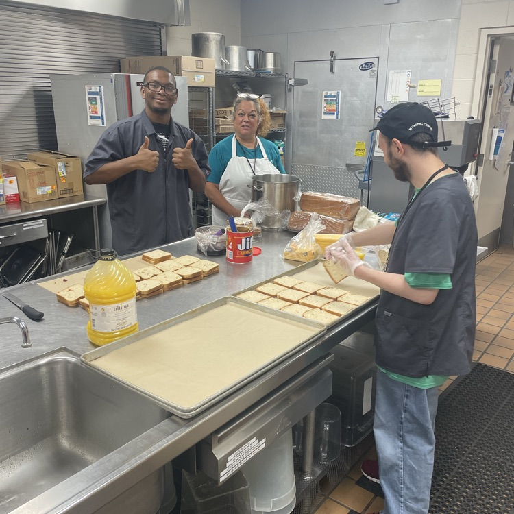 students working in the TC Kitchen