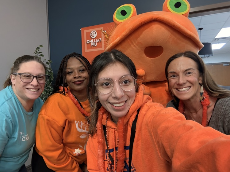 Pond Members Meet Spark