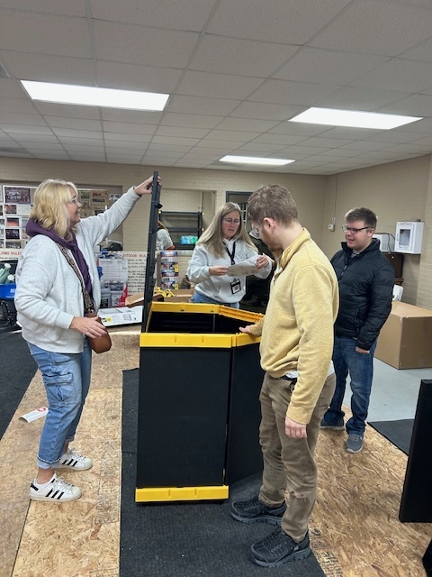 Group working at Hoyt Park