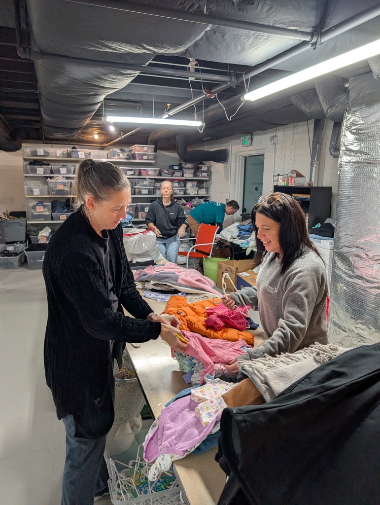 Organizing Jamie's Boutique pt1