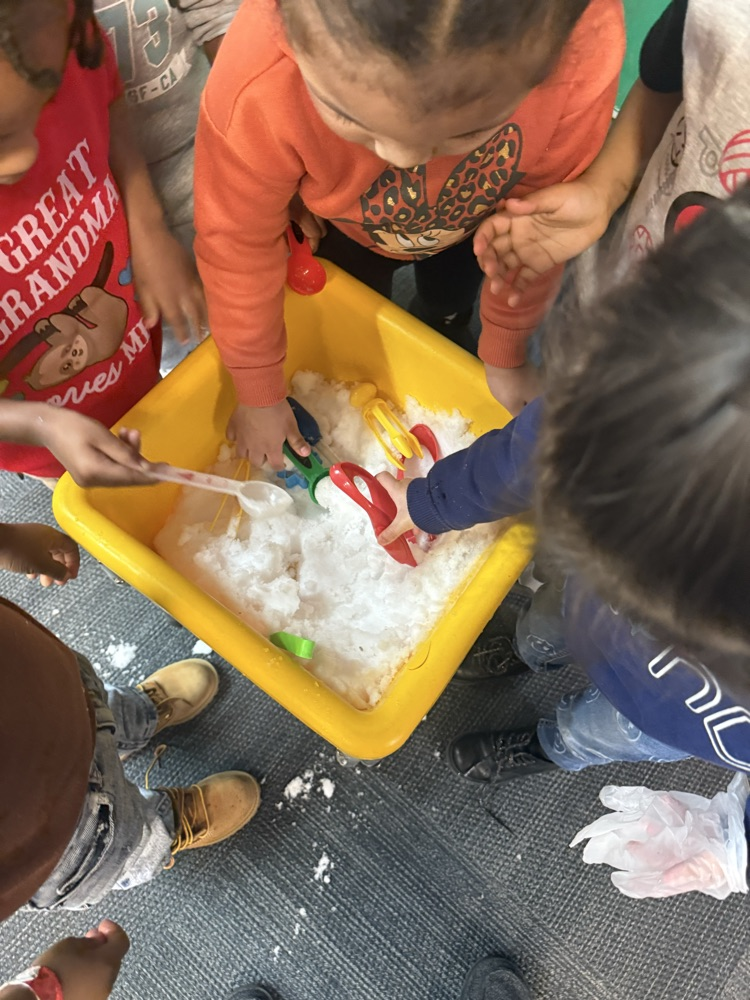 Using different tools with the snow!