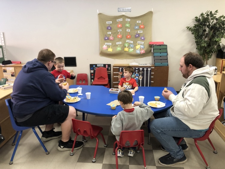 Dining with dads!