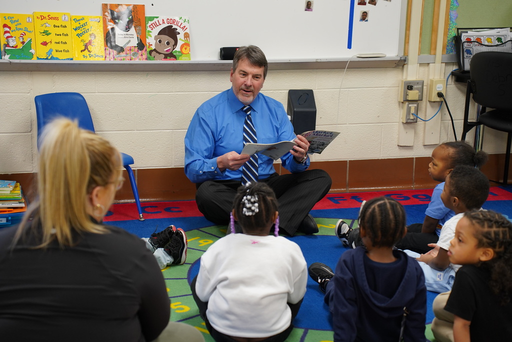 class photo of reading month