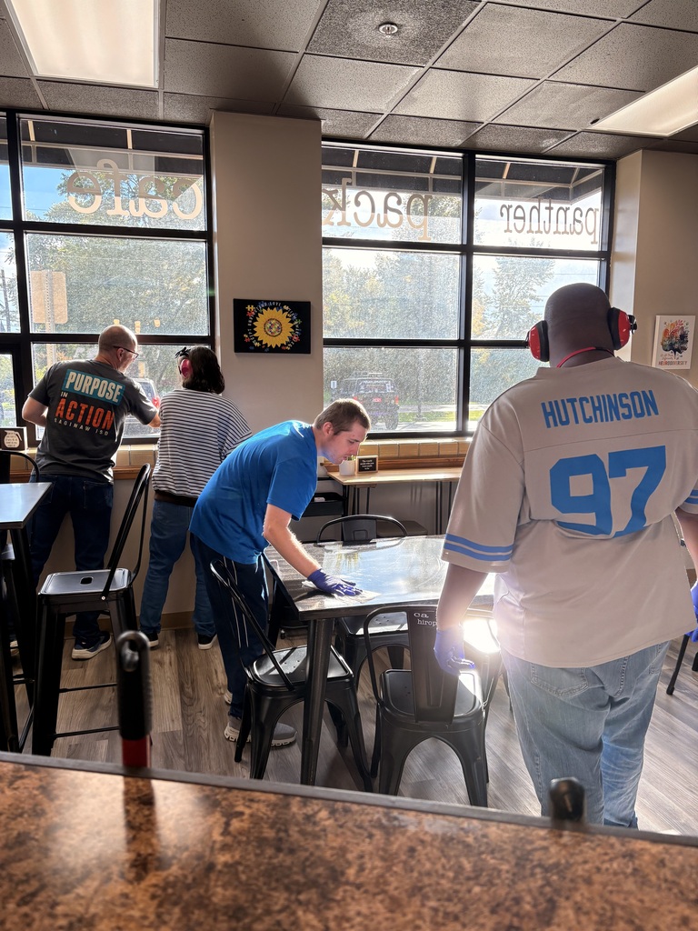 Students hard at work at the Panther Pack Cafe.