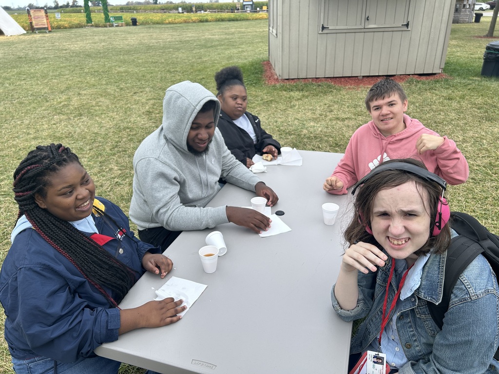 Students enjoying their time at Johnson's Pumpkin Farm
