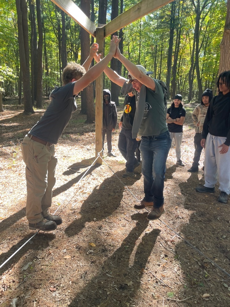 kids on rope course 