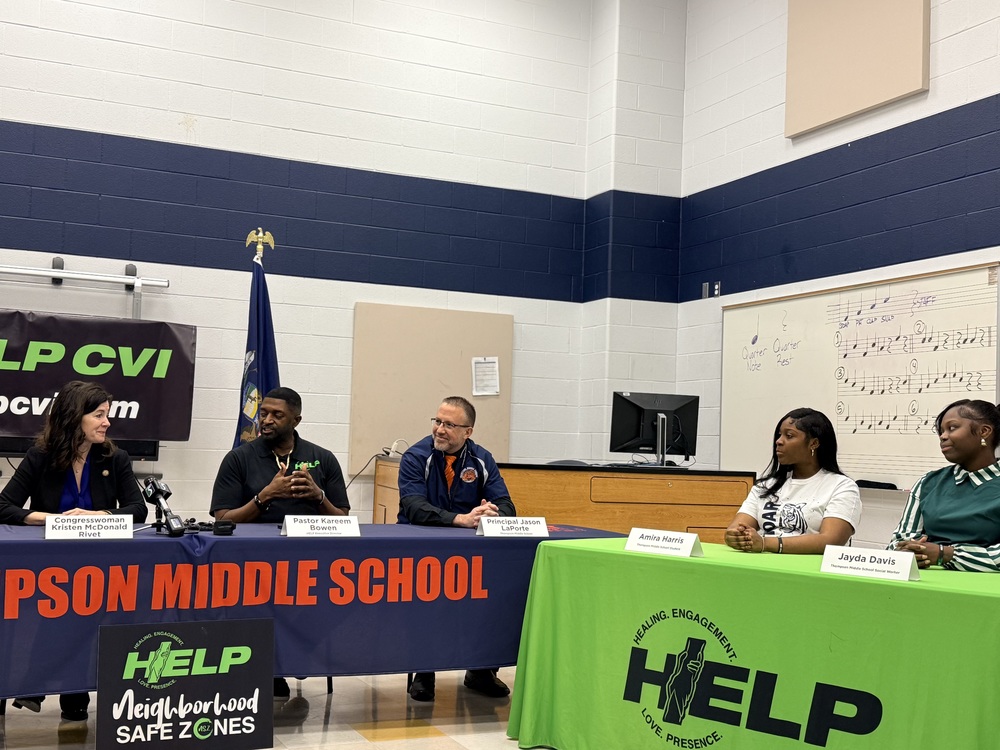 Press conference at Thompson Middle School