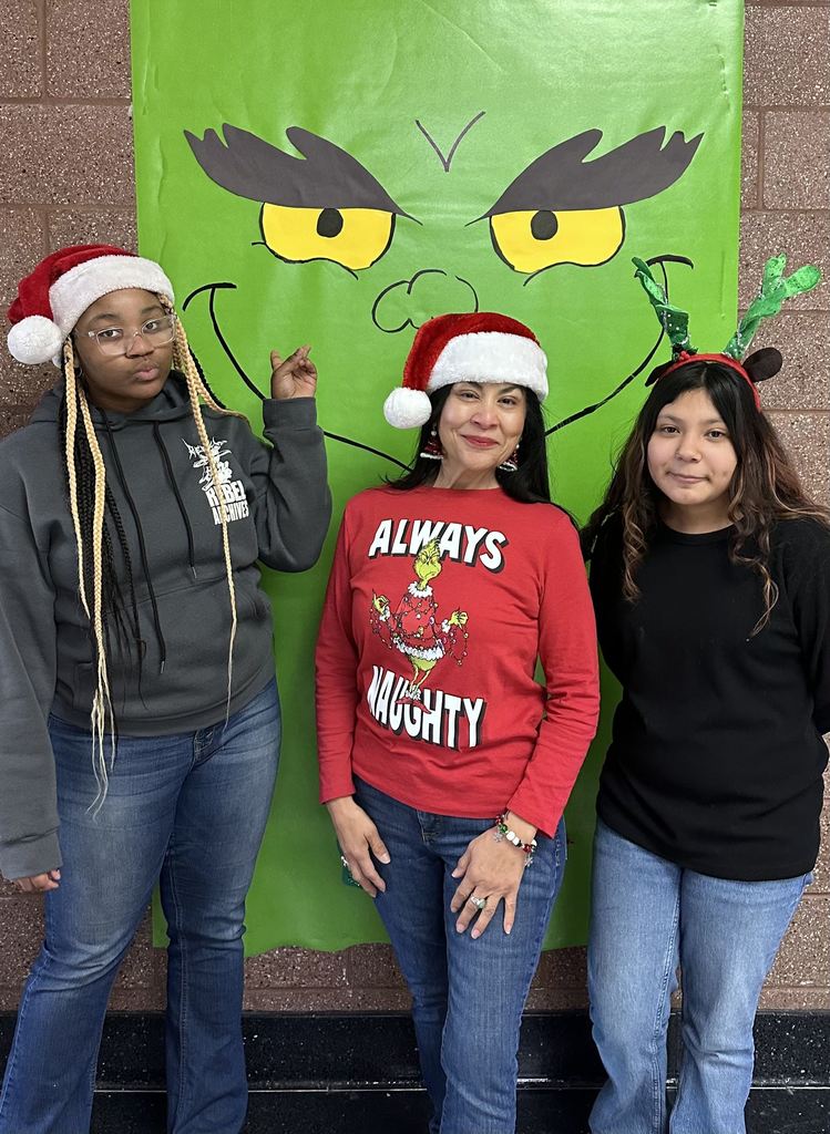 Students and Staff celebrate Holiday Hype Days