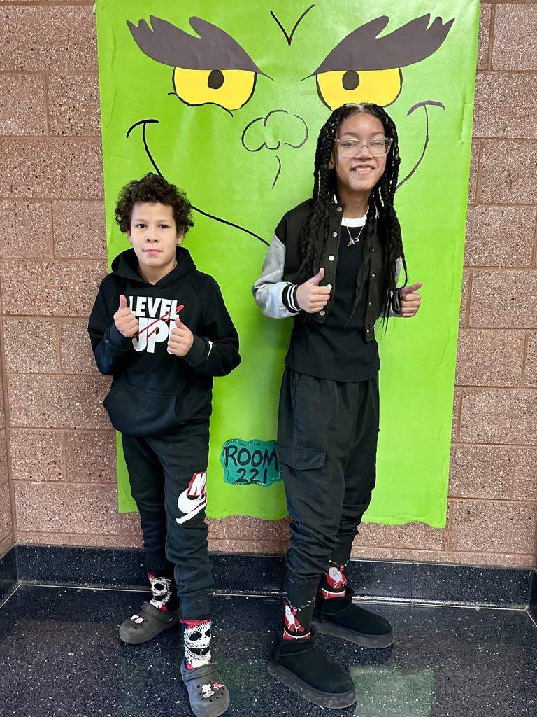 Students and Staff celebrate Holiday Hype Days