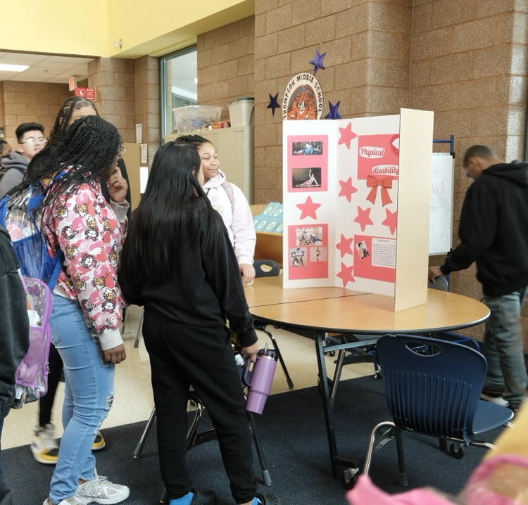 Students present at lunch 