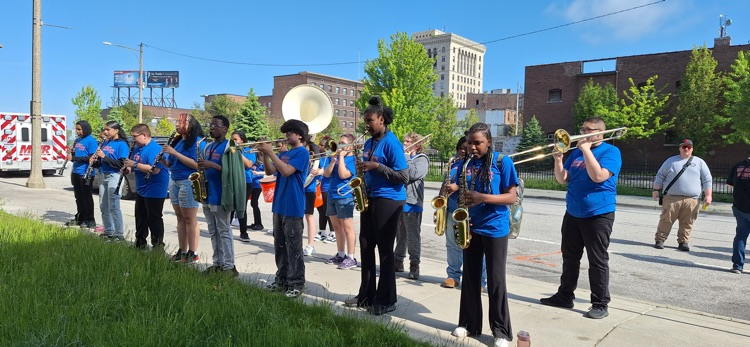 Thompson Band Performs at Memorial Day Parade