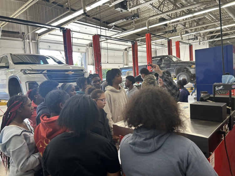 8th Graders Visit SCC