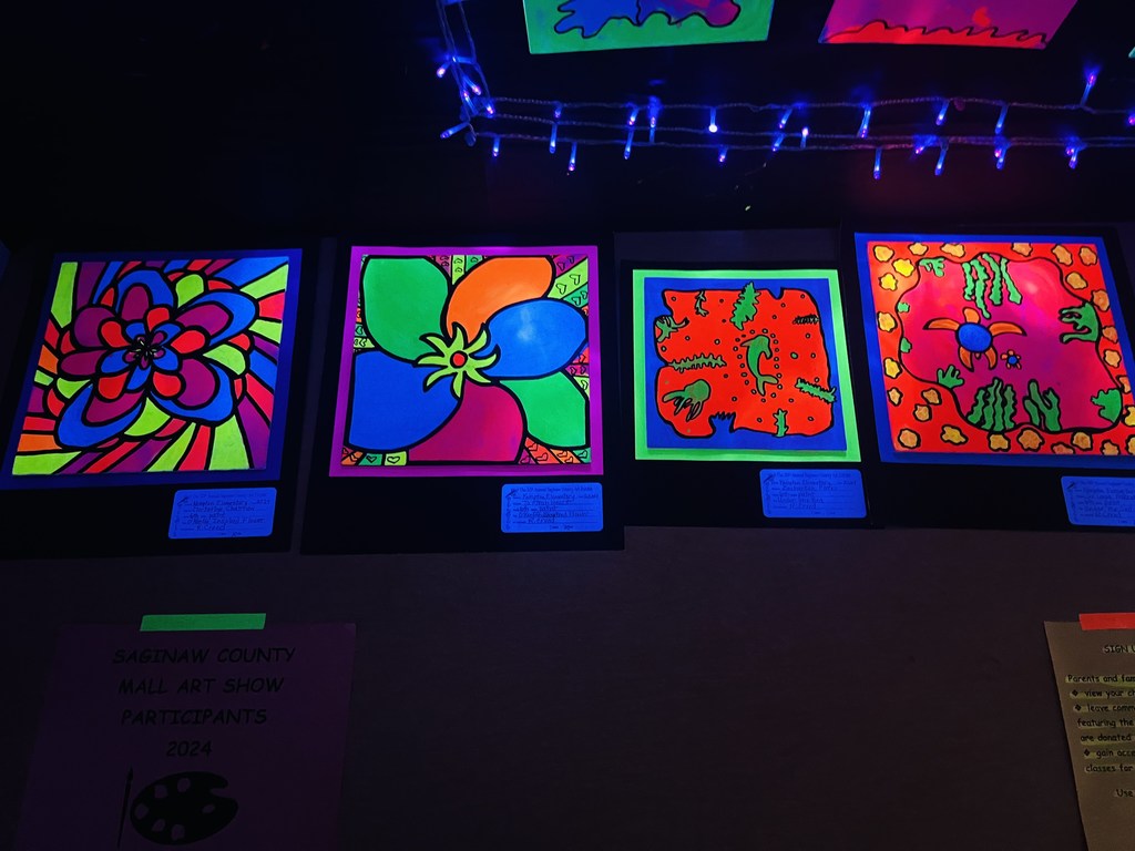 kempton glow art show