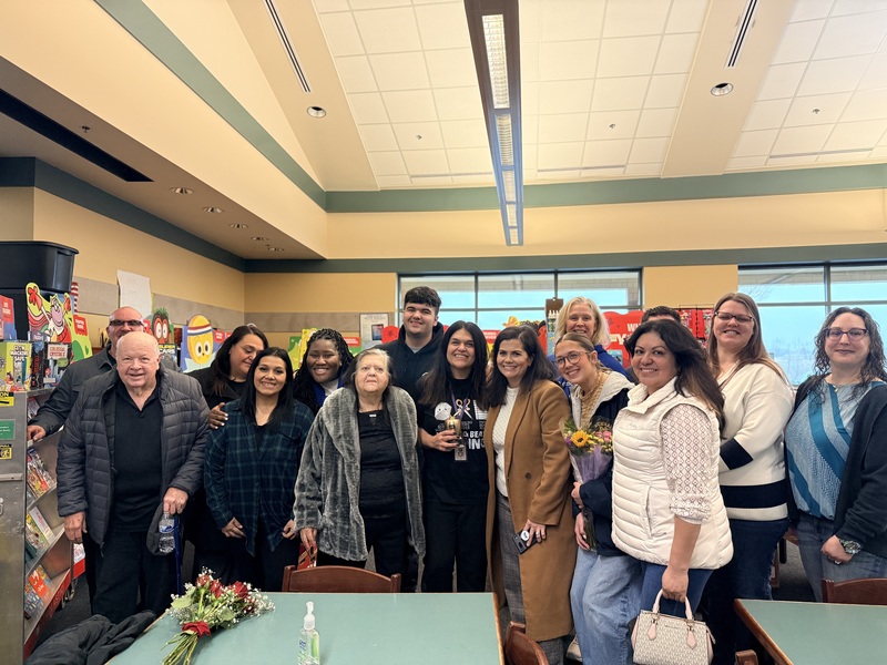 Loomis Elementary Teacher Surprised with Golden Apple Award