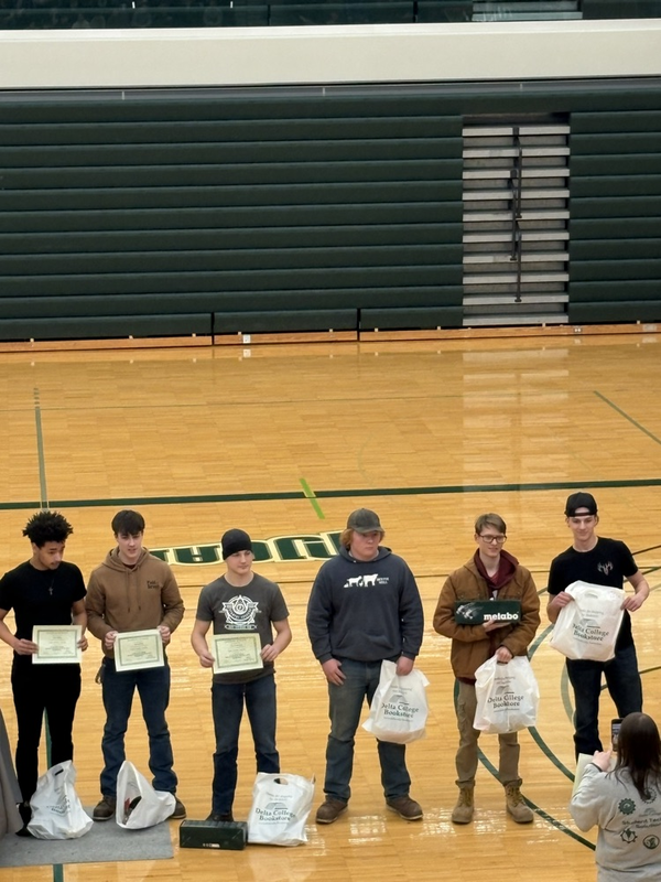 SCC welding students