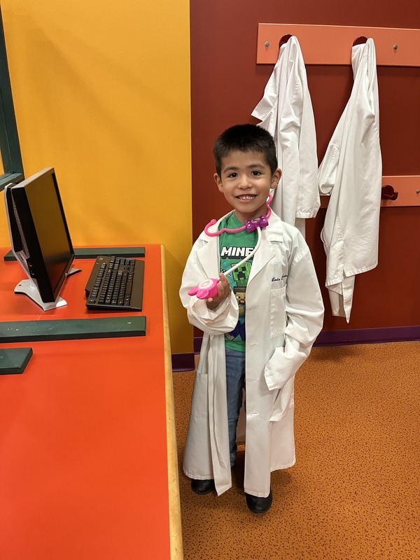 Chester Miller students visit Children's Museum