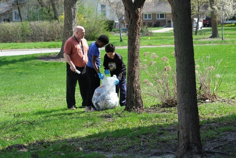 Thompson Middle School students celebrate Earth Day