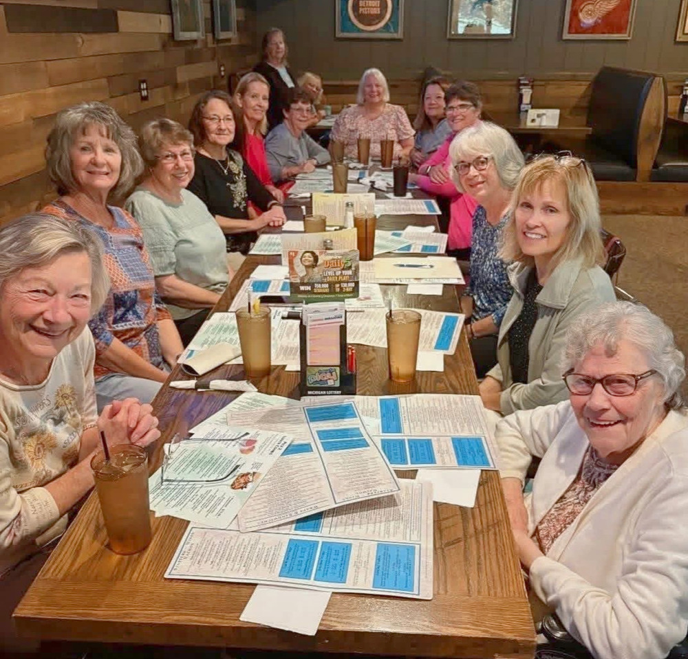 women in restaurant