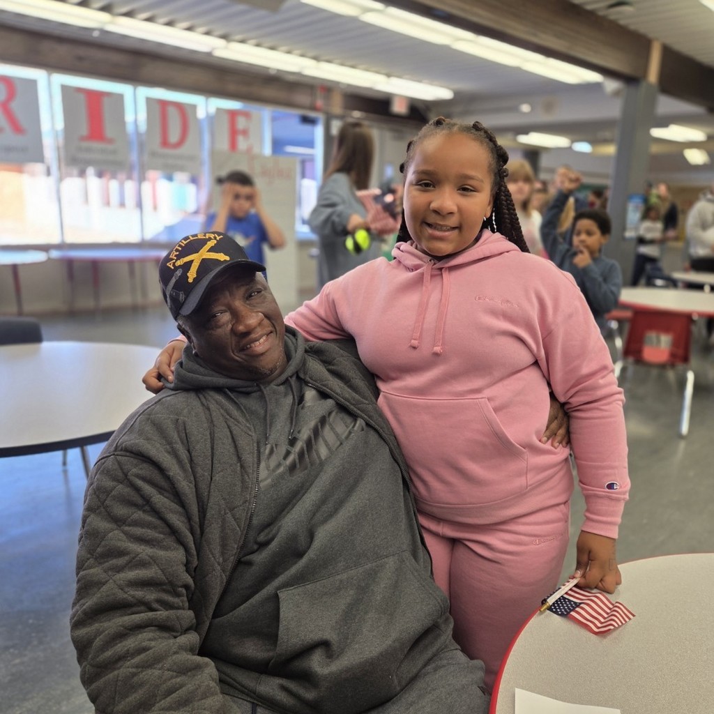 student with her veteran