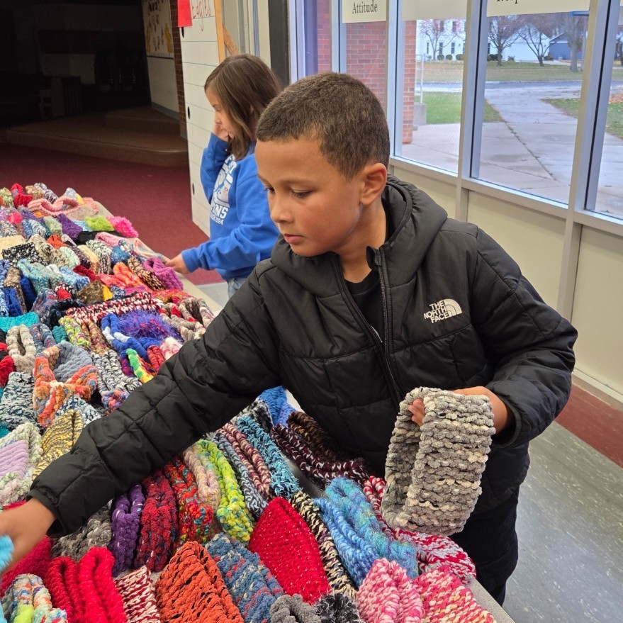 students pick Headbands
