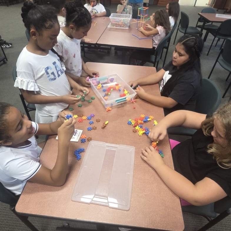 students build with snowflake blocks