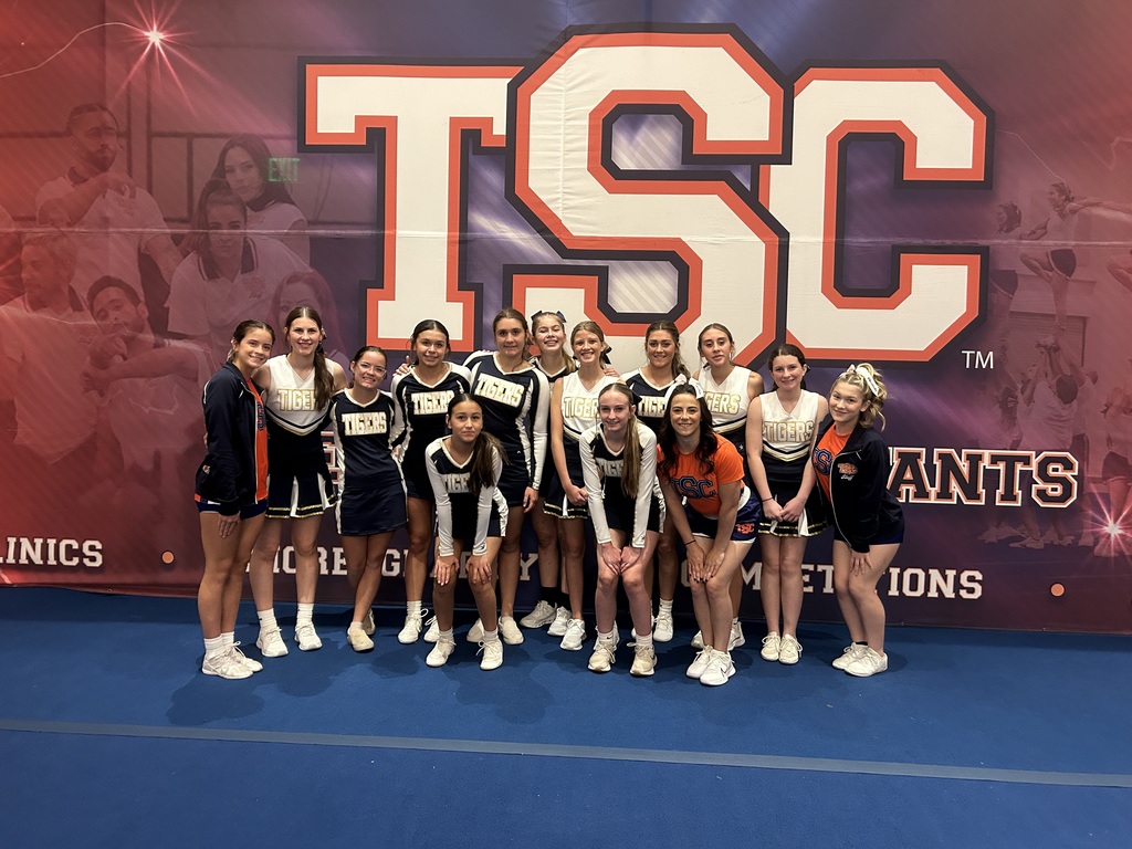 St. David Cheerleaders at TSC 2025