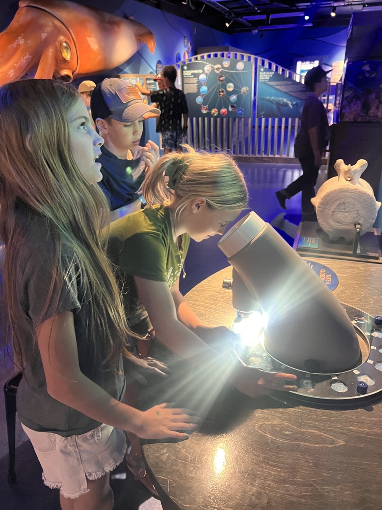 students at planetarium