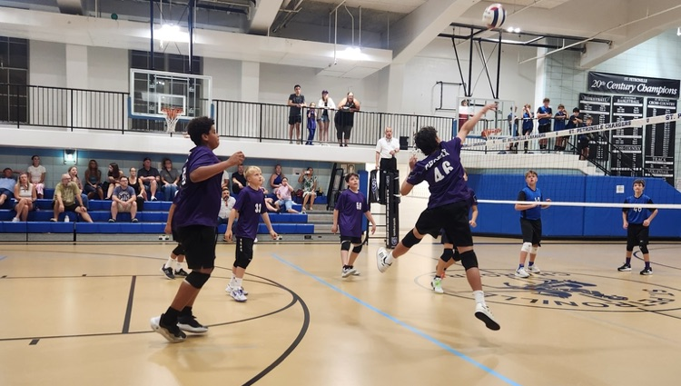 Noah fighting for every hit