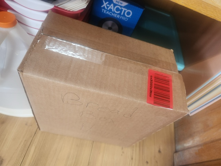 Bread in the dark box