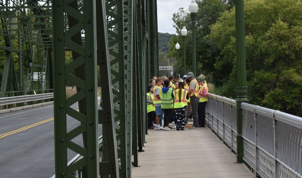 SPHS 9th grade science students at Hwy. 99 bridge