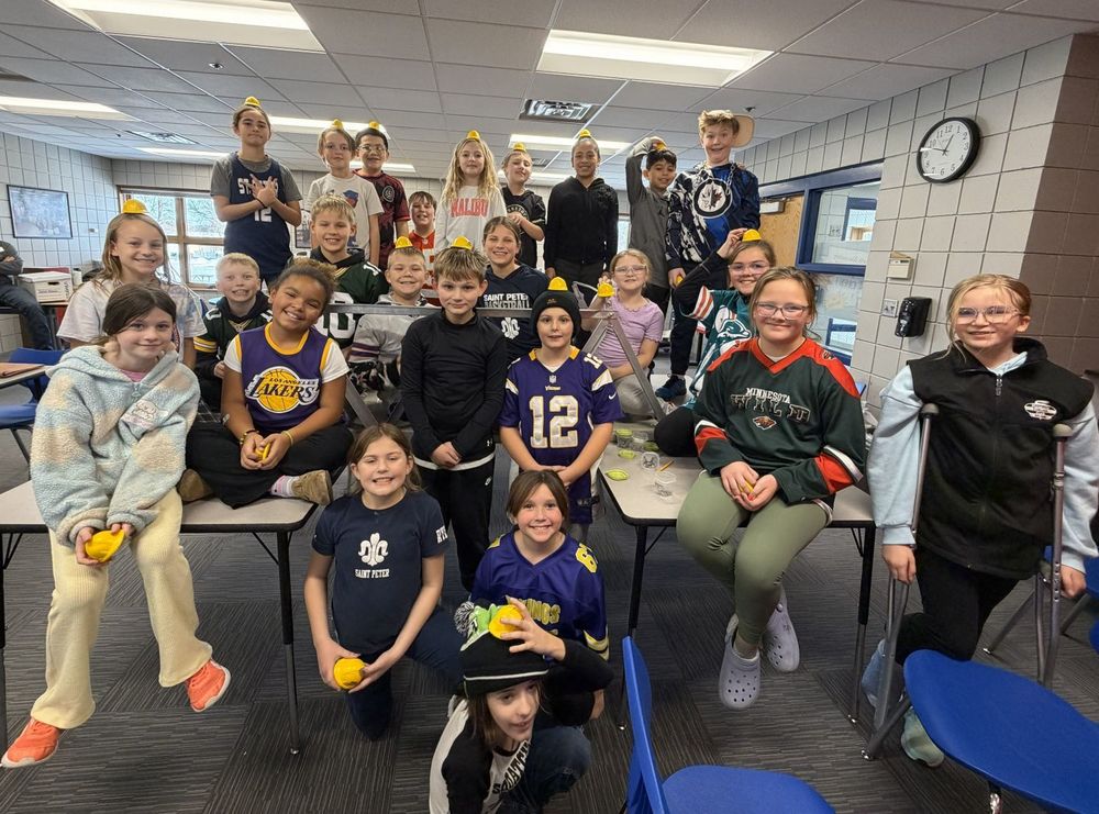 North fourth-grade bridge builders