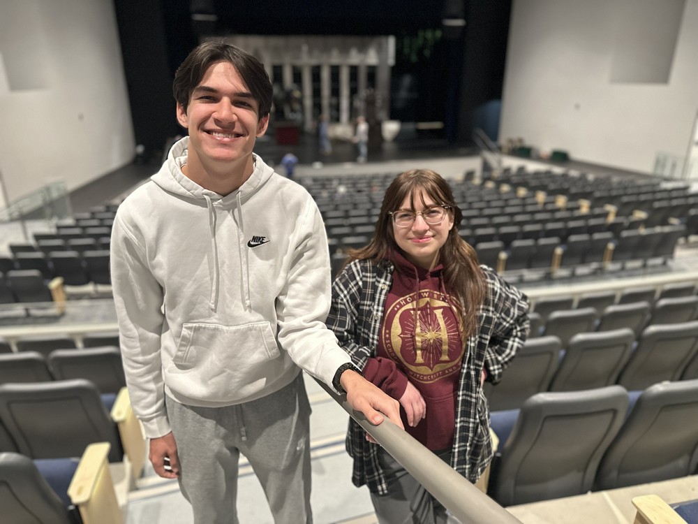 Evan Embacher & Bekah Roemhildt