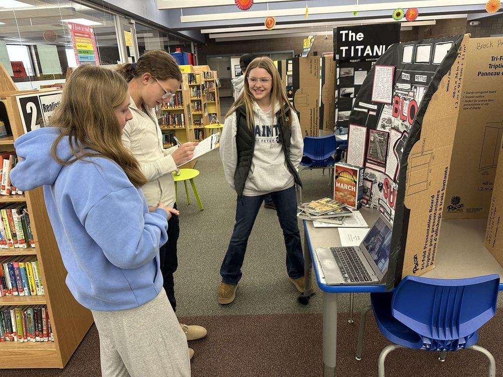 SPMS History Day event