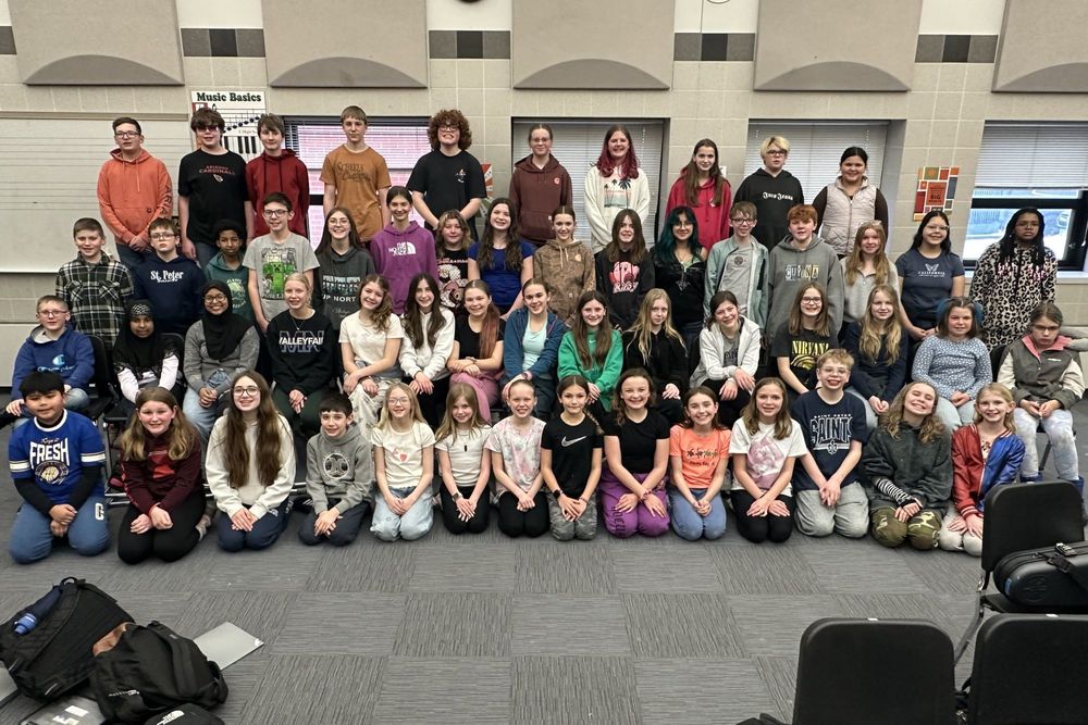 SPMS play cast & crew