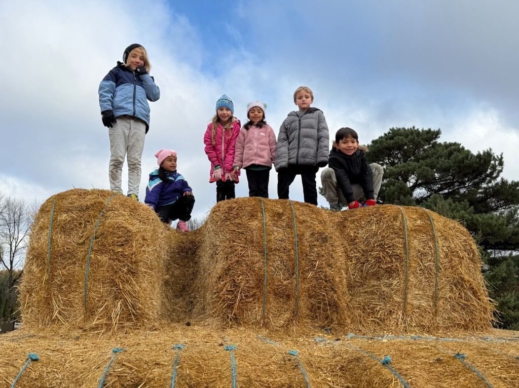 South first graders at Ferguson's Apple Orchard
