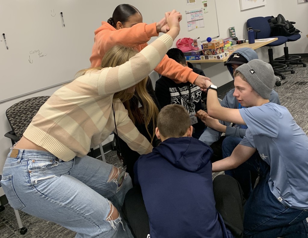 SPHS 9th graders at Career Navigator