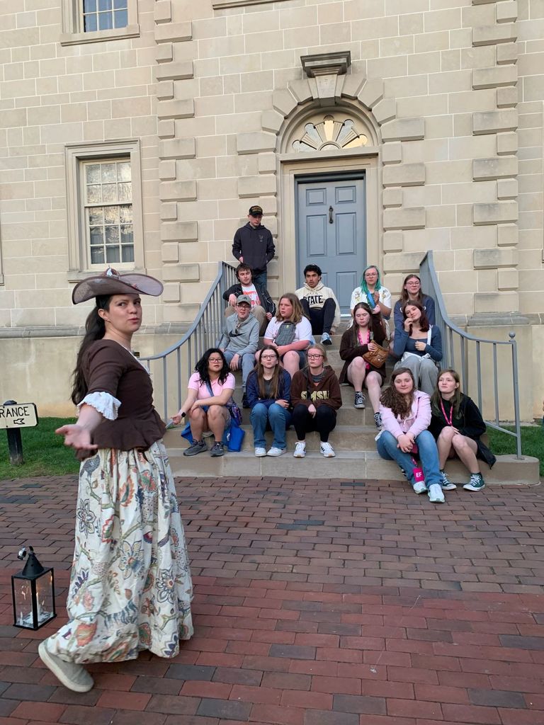 SPHS students art trip to DC