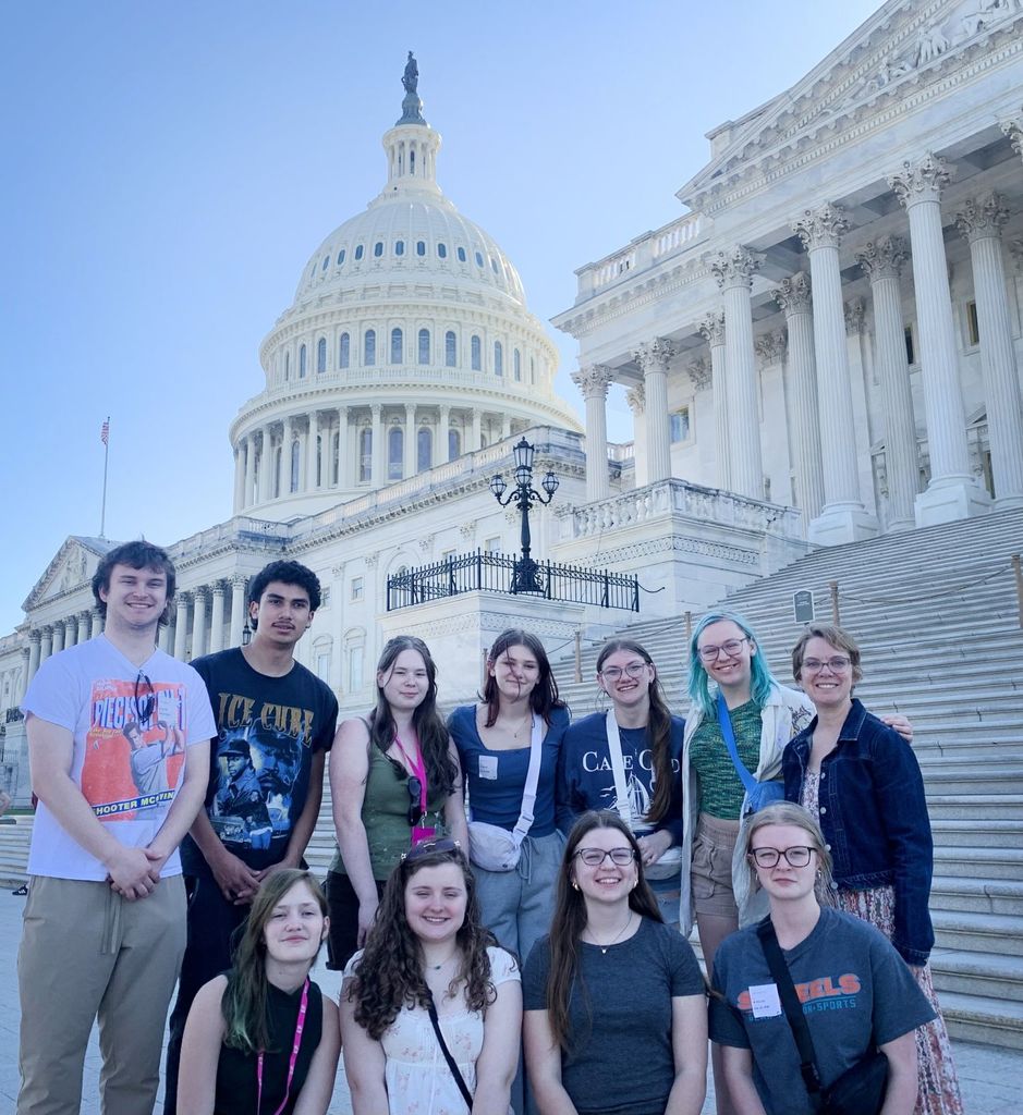 SPHS students art trip to DC