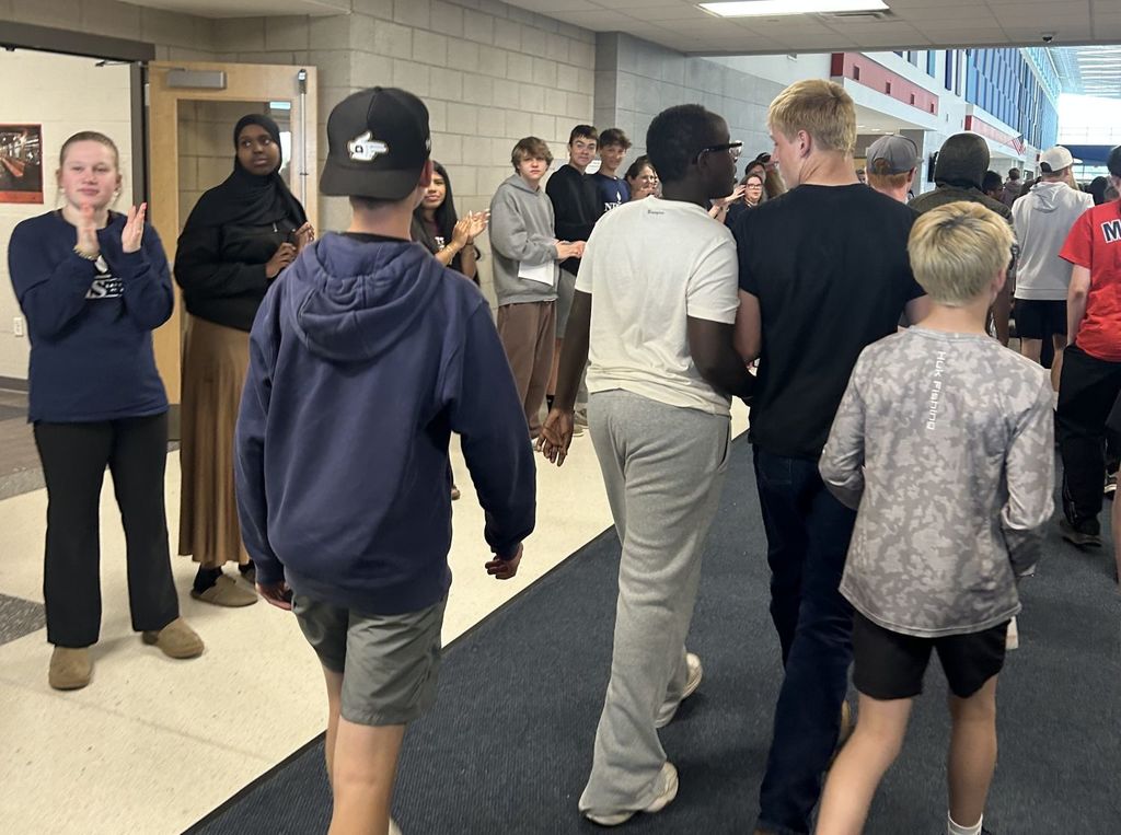 SPMS 8th graders visit SPHS building
