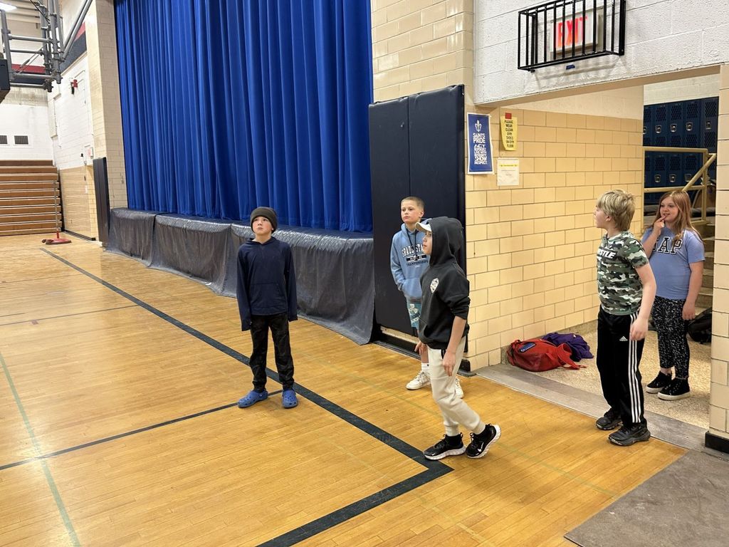 North fourth graders touring Saint Peter Middle School building.