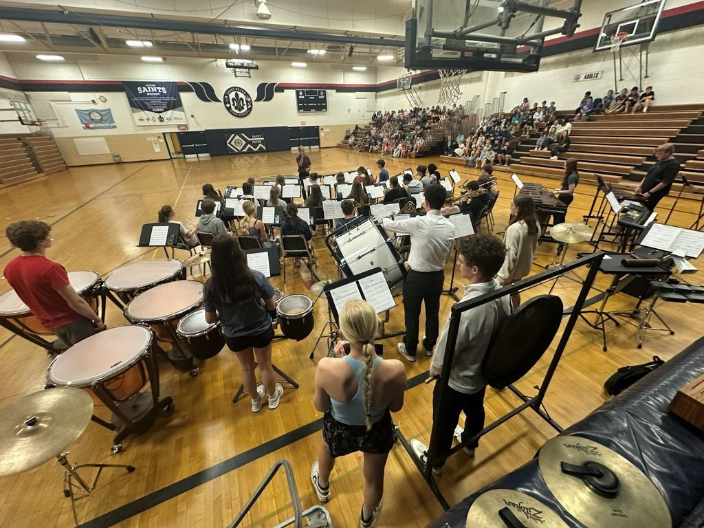 SPHS Concert Band performing for the fifth graders