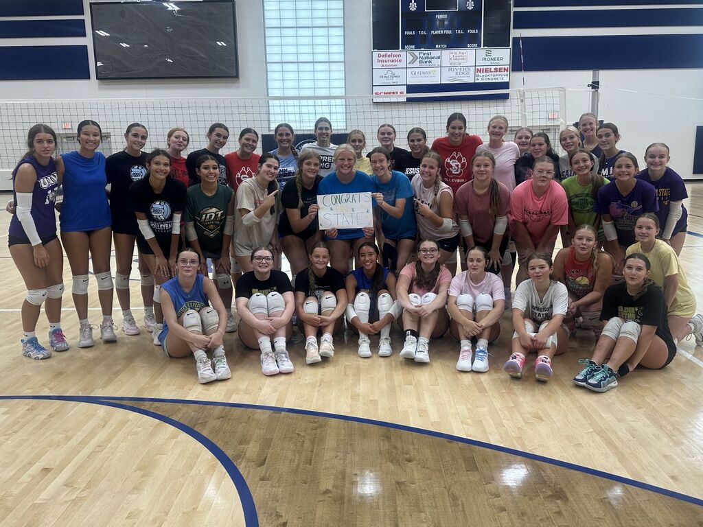 Volleyball team's MN State Fair sendoff!