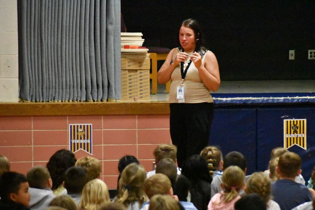 North kick-off assembly