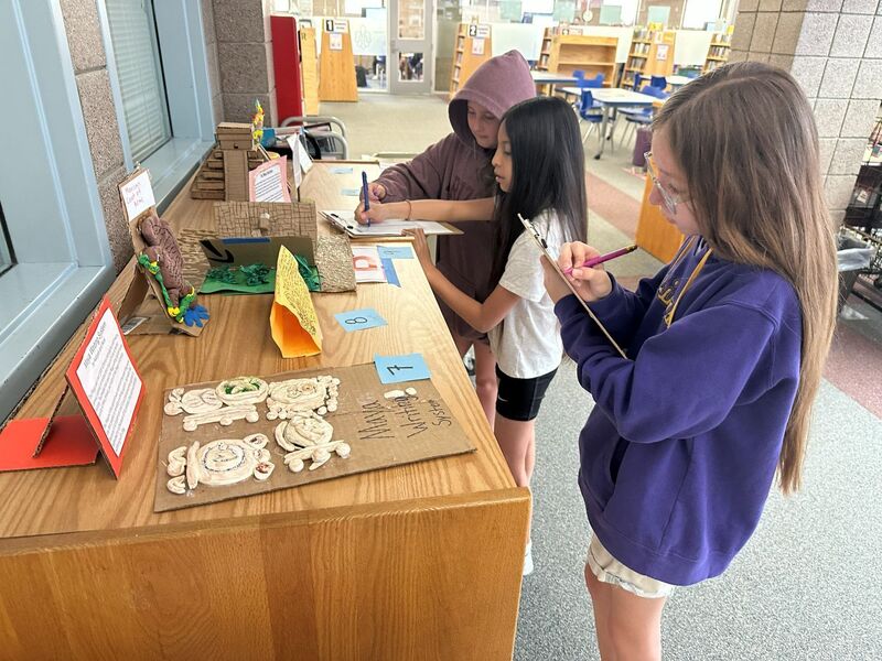 SPMS fifth graders' artifacts displays